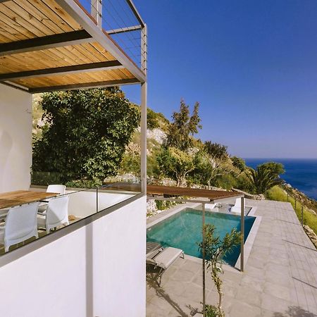 Anemos Luxury Villas Rodakino Eksteriør bilde